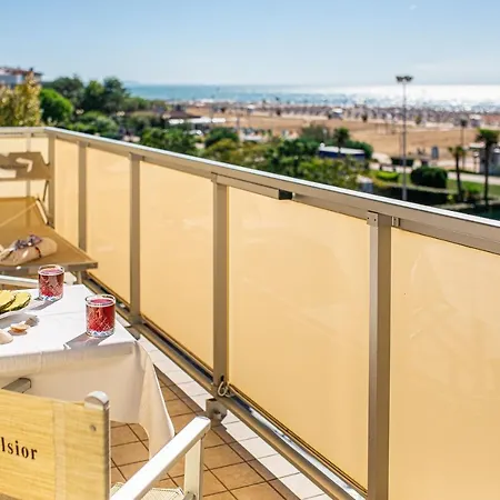 Excelsior 4* ビビオーネ